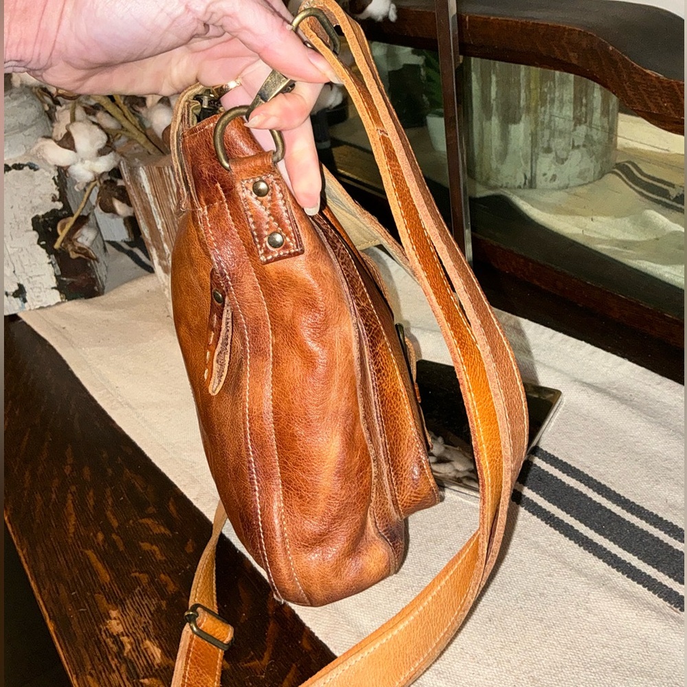 Bed Stu Leather AINHOA Crossbody Bag LTC CAFE LATTE TD Retail $275 - Picture 3 of 13
